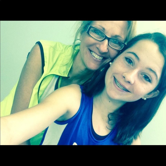 Meet your Posher, G - Picture 3 of 6